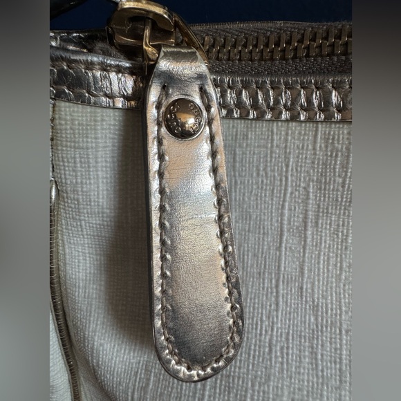 🎄EUC GUCCI GG Supreme Hobo - Picture 5 of 17